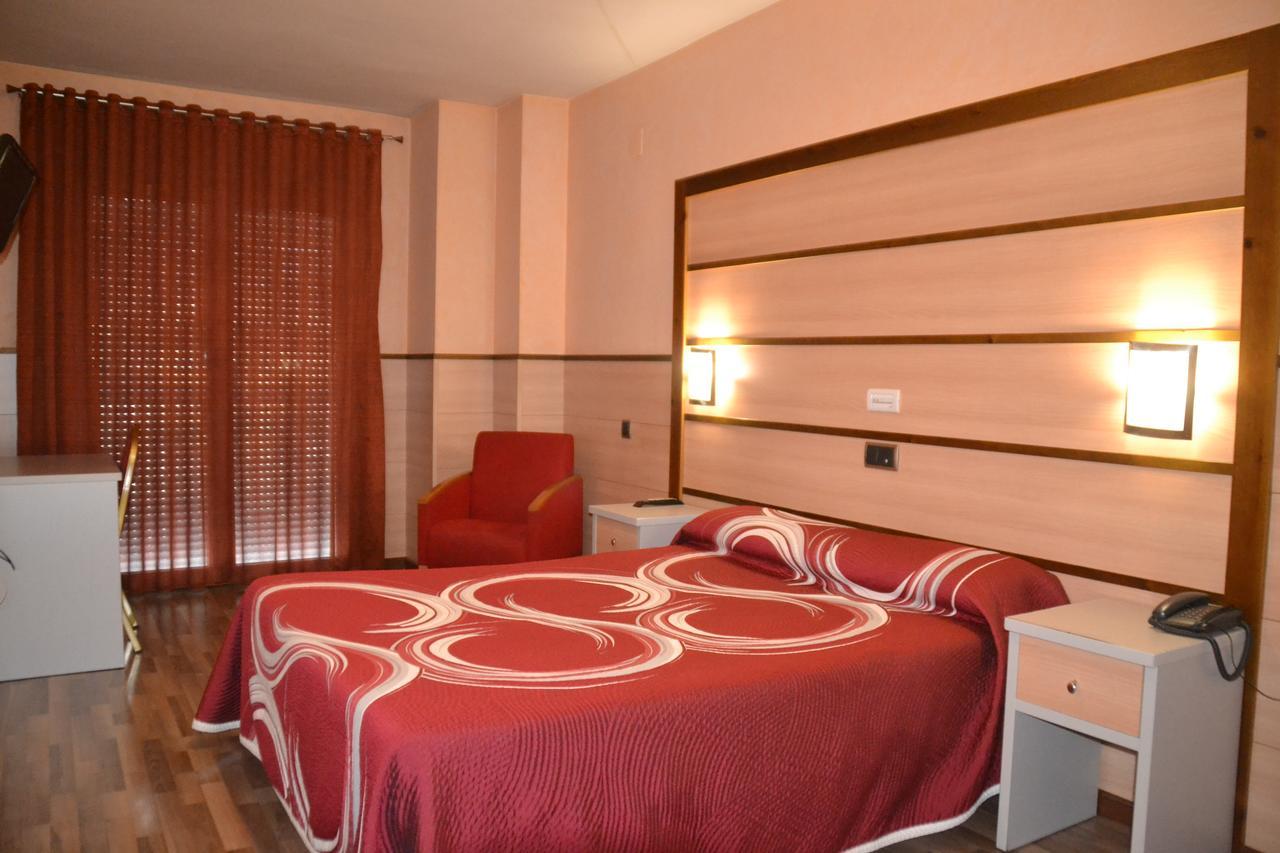 Hotel Pio XII Jumilla Exterior photo